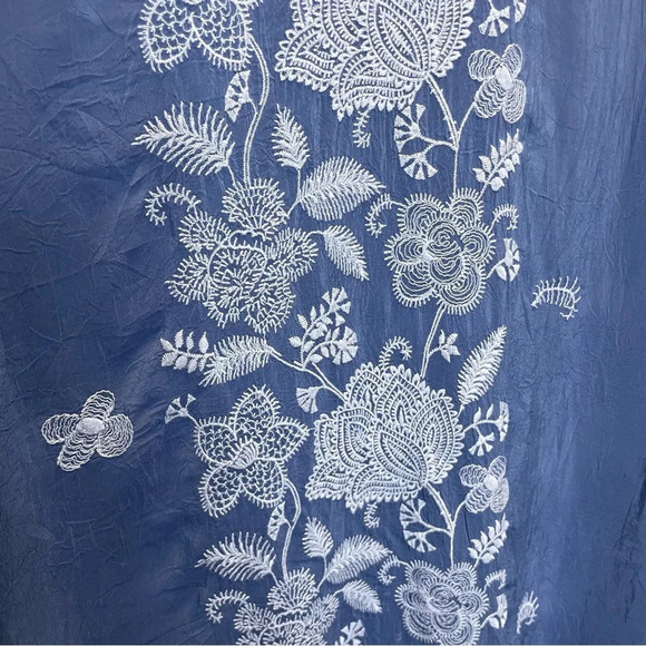 Johnny Was Embroidered Floral Blue Boho Tunic Top - Picture 3 of 7